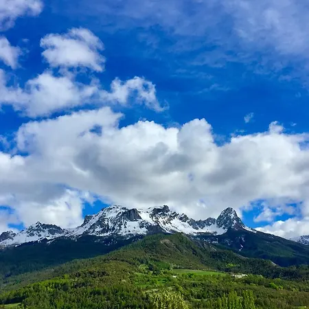 Отель Soleil Des Neiges